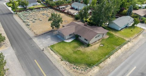 802 Lyell Way, Gardnerville, NV 89460 Photo