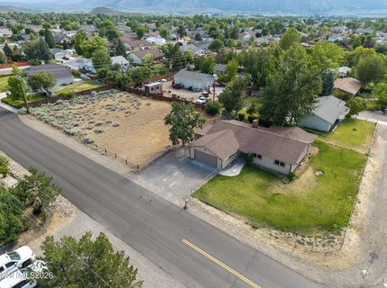 802 Lyell Way, Gardnerville, NV 89460 Photo