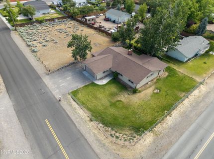 802 Lyell Way, Gardnerville, NV 89460 Photo