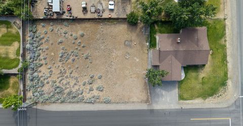 802 Lyell Way, Gardnerville, NV 89460 Photo