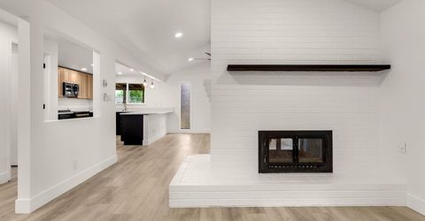 802 Lyell Way, Gardnerville, NV 89460 Photo