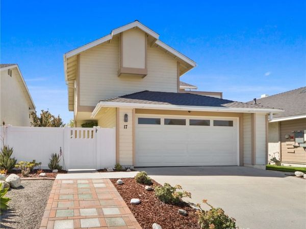 17 Rocky Creek, Laguna Hills, CA 92653