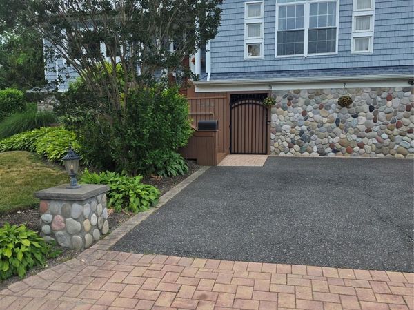 1396 Illinois Avenue , Bay Shore, NY 11706
