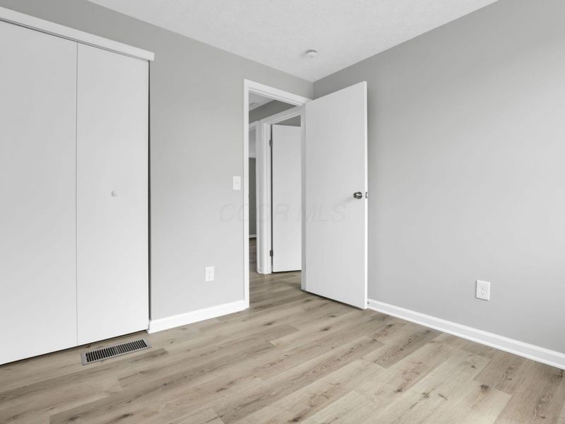 8906 Lakefield Court, Galloway, OH 43119 Photo 14