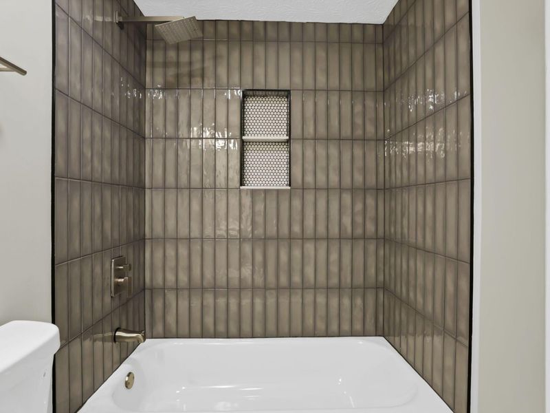 8906 Lakefield Court, Galloway, OH 43119 Photo 8