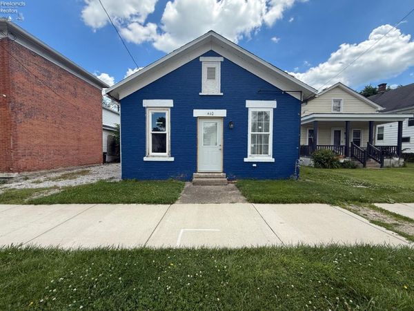 410 Perry Street, Sandusky, OH 44870