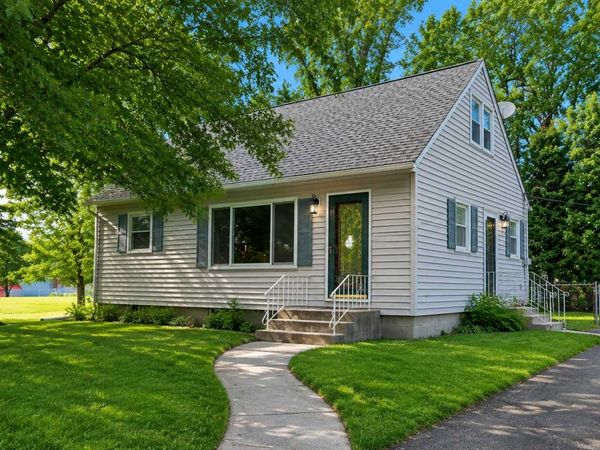 6032 Upper Afton Road, Woodbury, MN 55125