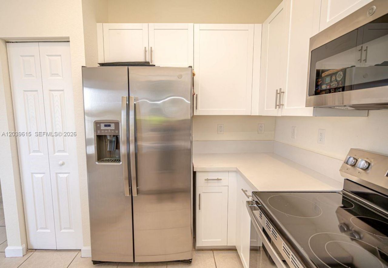11064 W 33rd Way, Hialeah, FL 33018 Photo