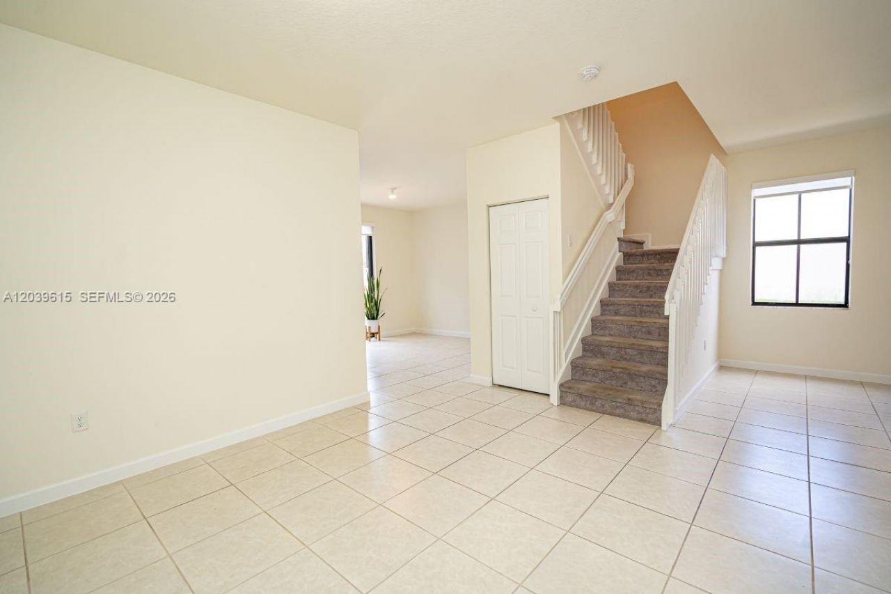 11064 W 33rd Way, Hialeah, FL 33018 Photo