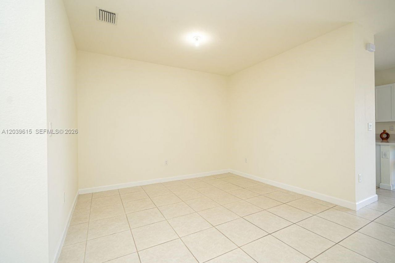 11064 W 33rd Way, Hialeah, FL 33018 Photo