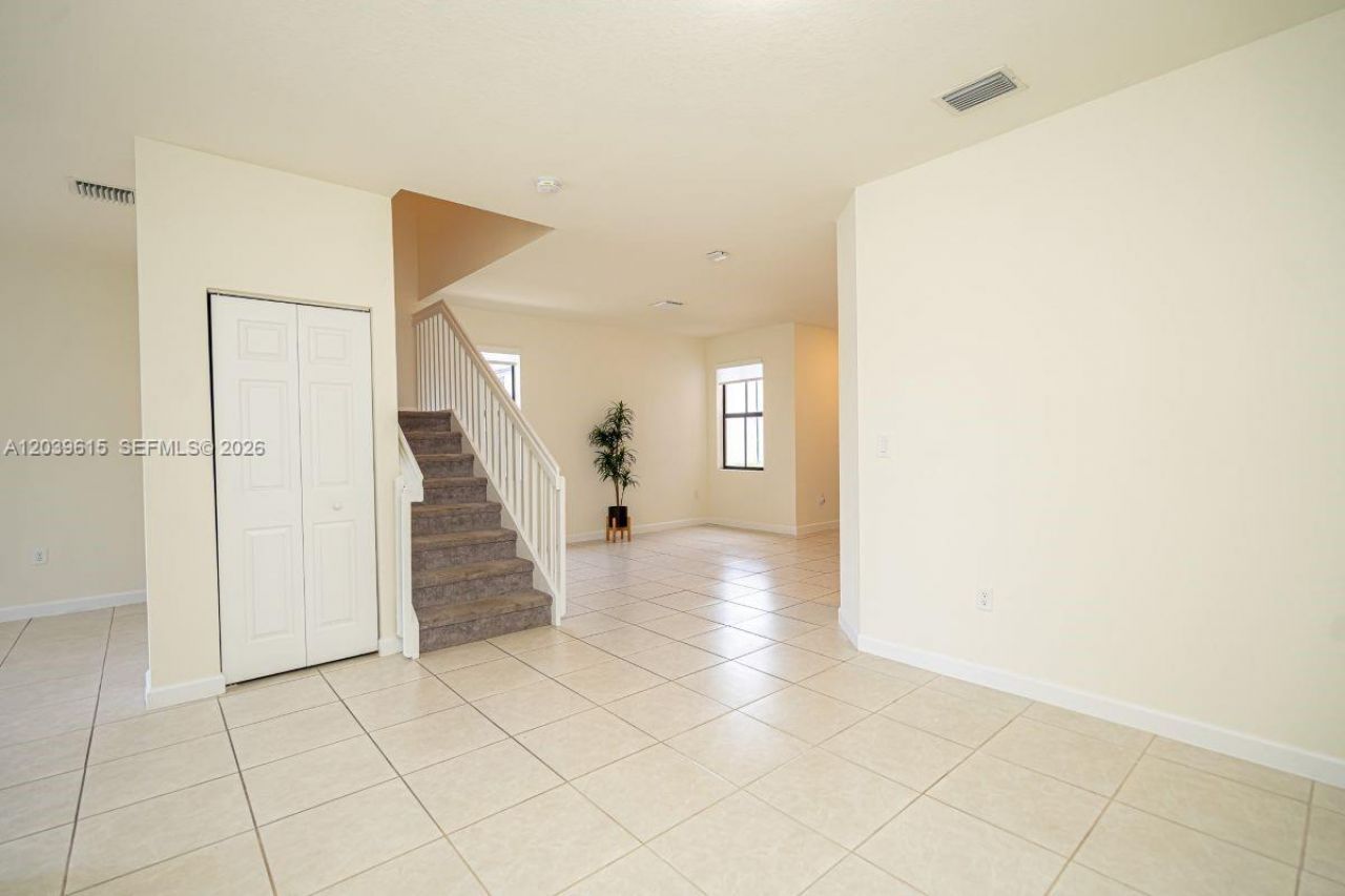 11064 W 33rd Way, Hialeah, FL 33018 Photo