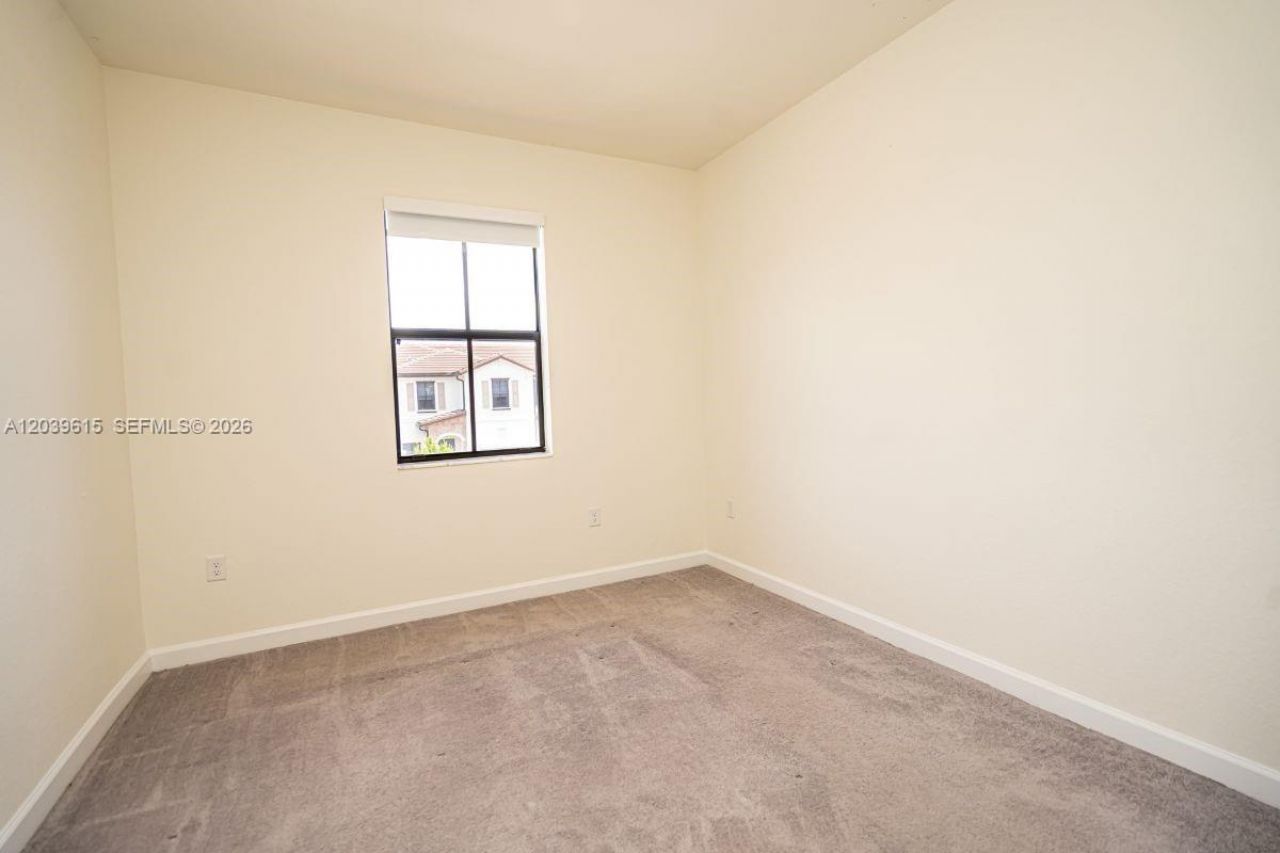 11064 W 33rd Way, Hialeah, FL 33018 Photo