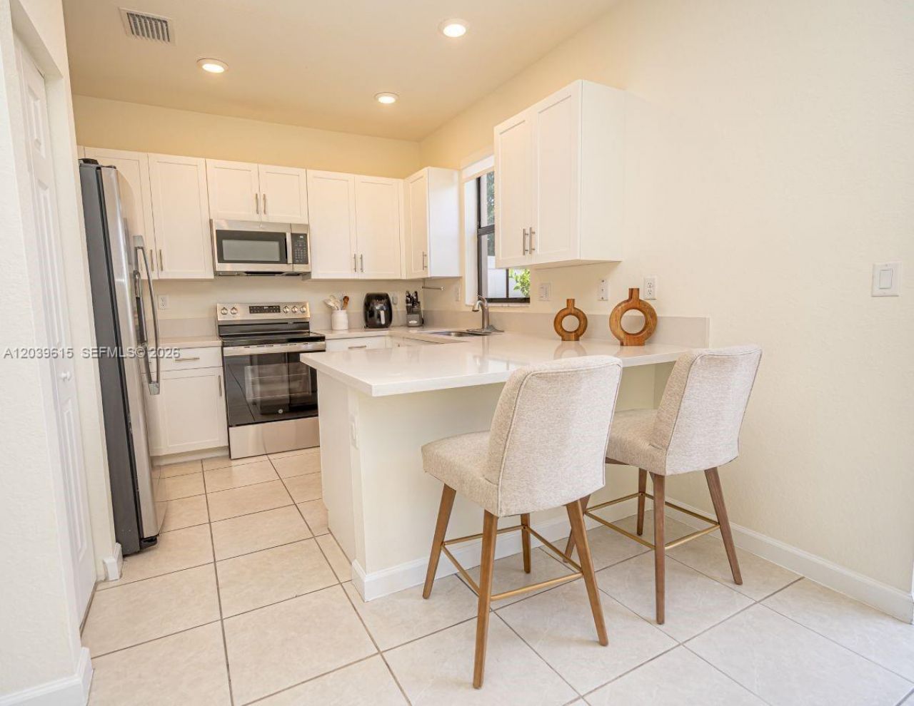 11064 W 33rd Way, Hialeah, FL 33018 Photo