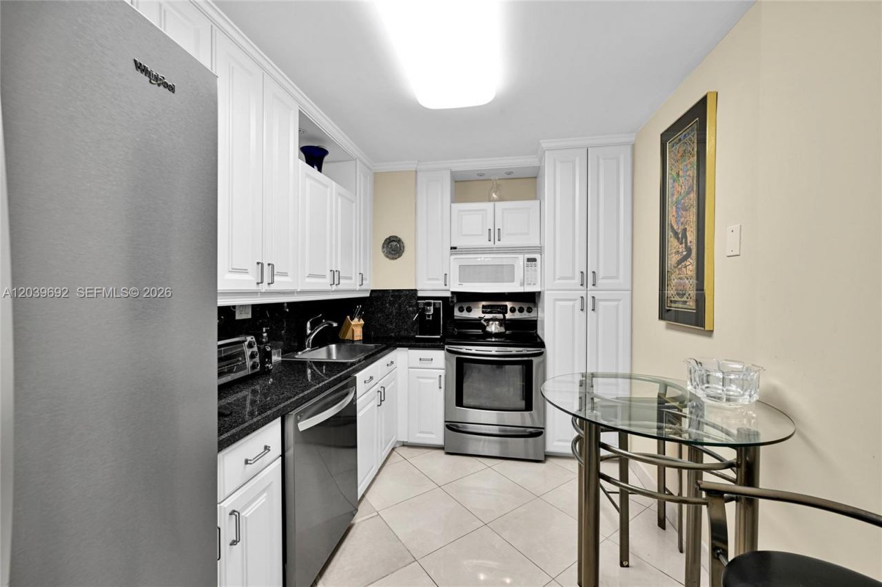 3180 S Ocean Dr , Unit 1610, Hallandale Beach, FL 33009 Photo