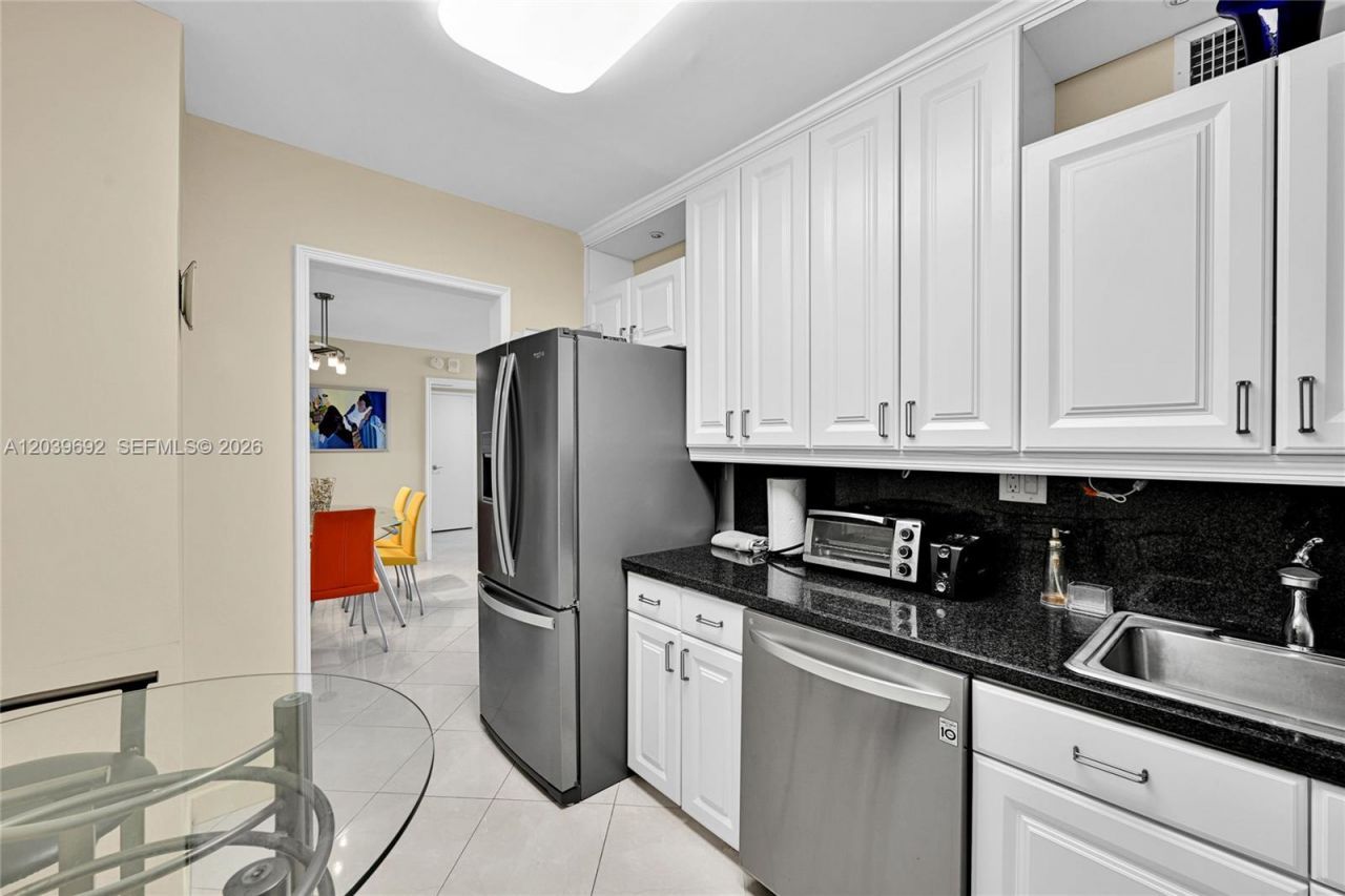 3180 S Ocean Dr , Unit 1610, Hallandale Beach, FL 33009 Photo