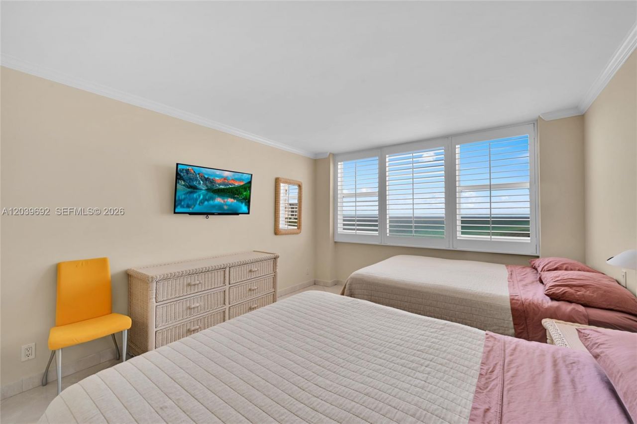 3180 S Ocean Dr , Unit 1610, Hallandale Beach, FL 33009 Photo