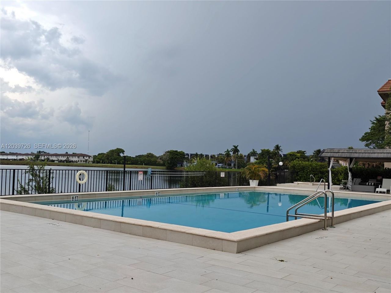 601 Ives Dairy Rd, Unit 101-8, Miami, FL 33179 Photo