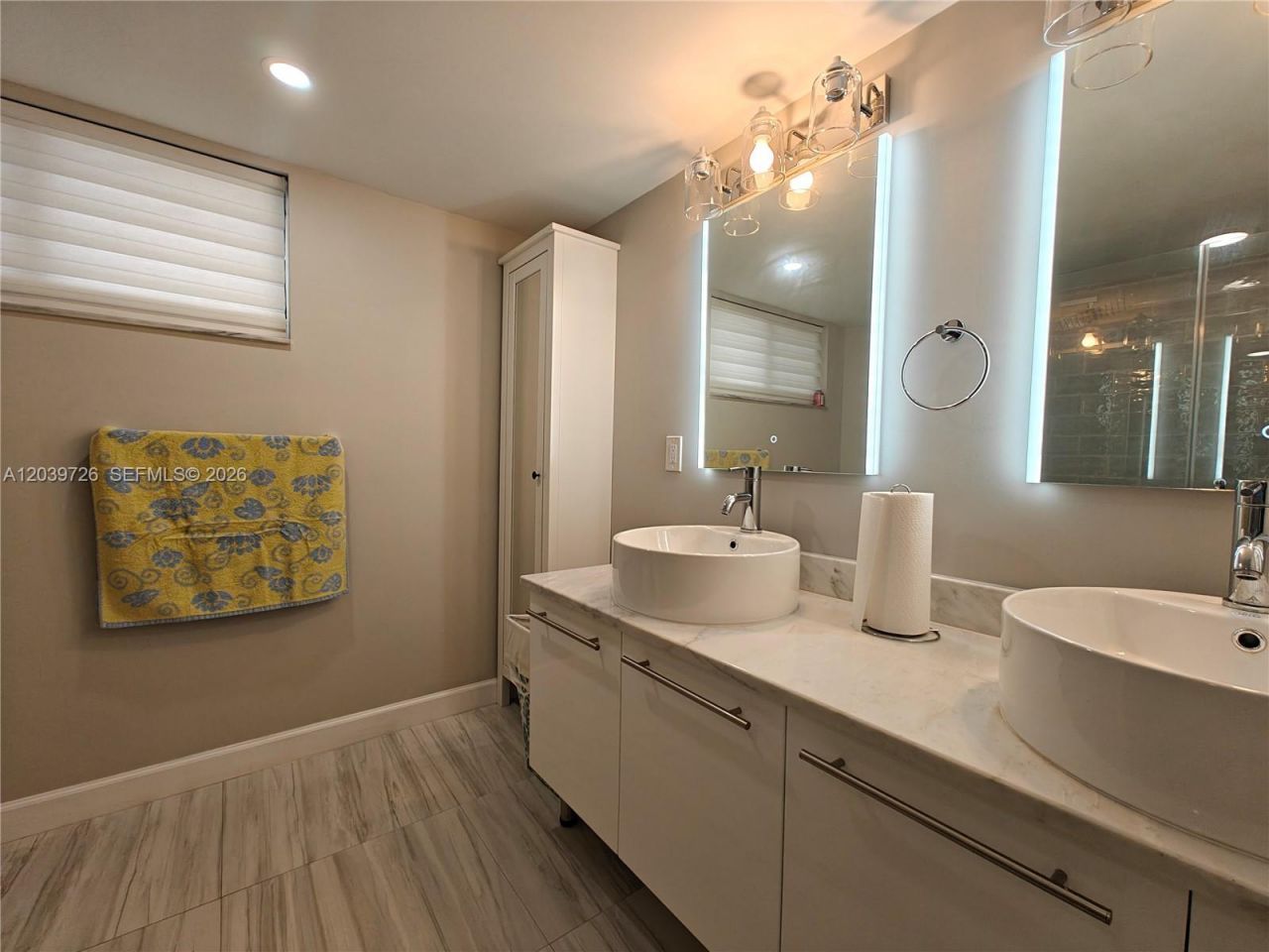 601 Ives Dairy Rd, Unit 101-8, Miami, FL 33179 Photo
