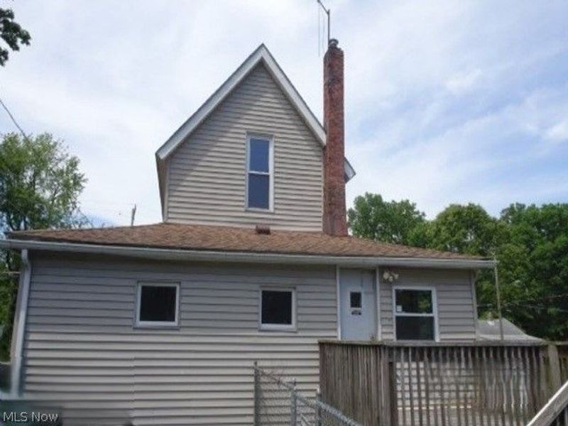 2310 Mingo Trail, Akron, OH 44312 Photo 3