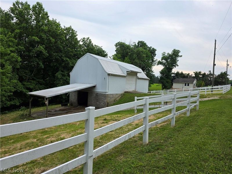 5731 Sharps Ridge Road, McConnelsville, OH 43756 Photo 4