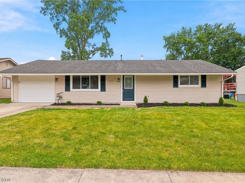 1053 Wellfleet Drive, Grafton, OH 44044 Photo 1