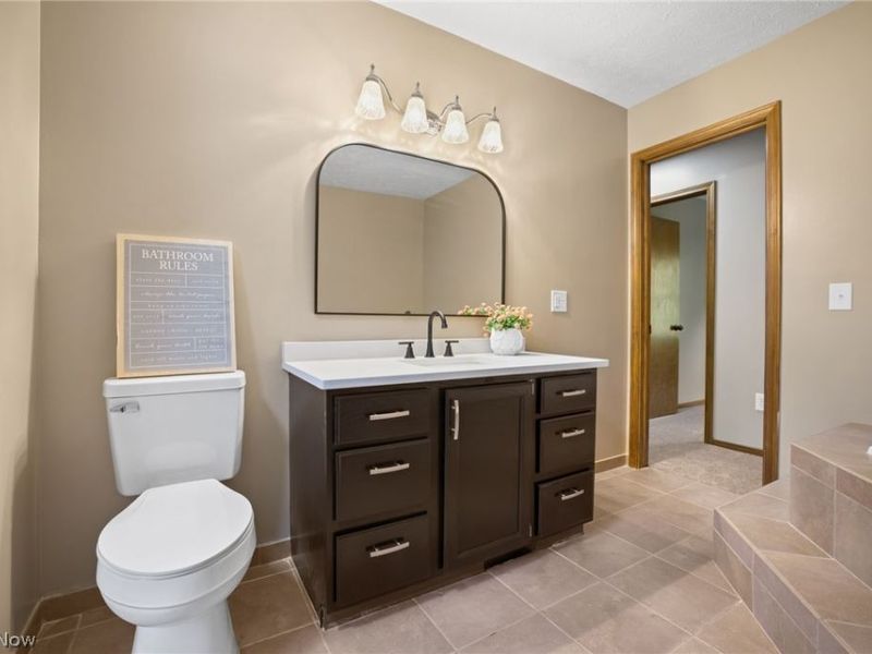 4694 Leone Road NE, Louisville, OH 44641 Photo 25