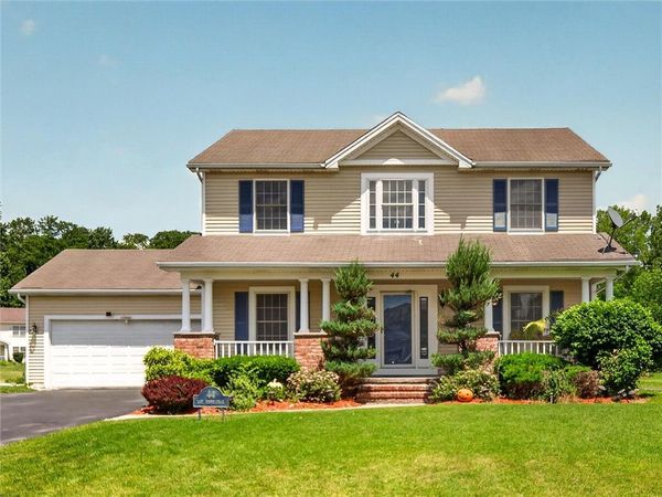 44 Cape Henry Trail, Henrietta, NY 14586
