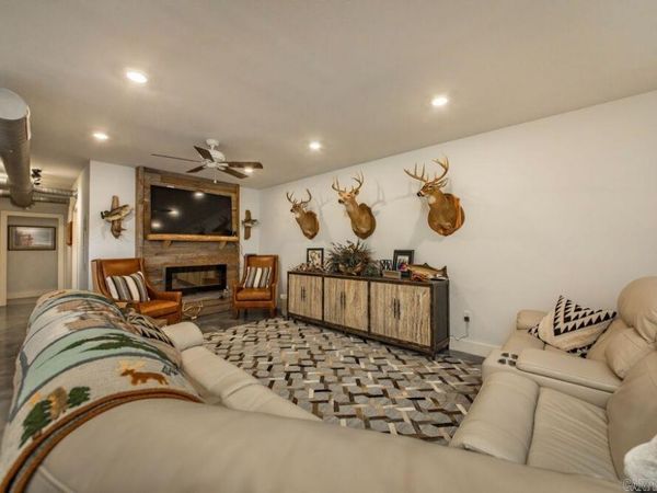 7910 Edgemont Rd, Suite 200, Greers Ferry, AR 72067