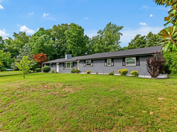 1103 Mayors Drive, Sevierville, TN 37862
