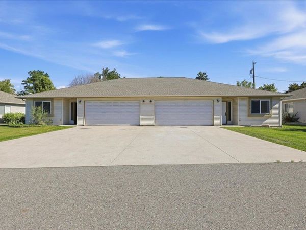 1716 N Bessie Ln, Spokane Valley, WA 99224