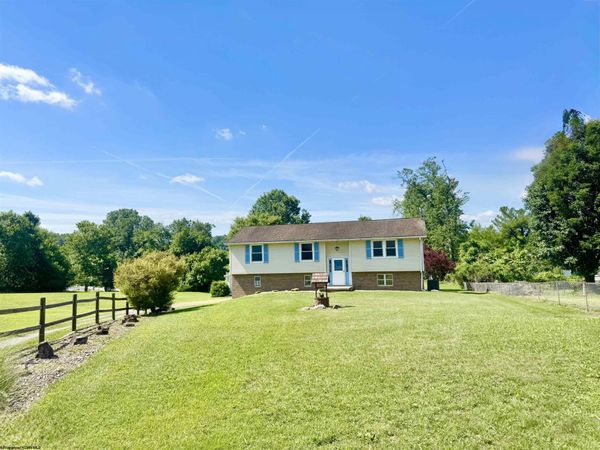1414 Beech Lane, Fairmont, WV 26554