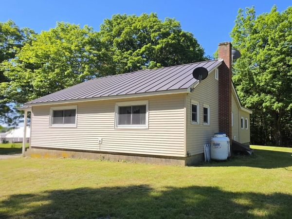 585 North Road, Salisbury, NH 03268