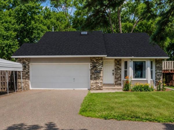 1065 89th Avenue NE, Blaine, MN 55434