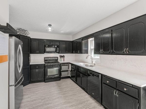 1065 89th Avenue NE, Blaine, MN 55434