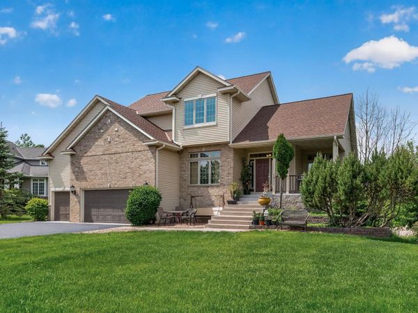 1511 Oakview Court, Hugo, MN 55038
