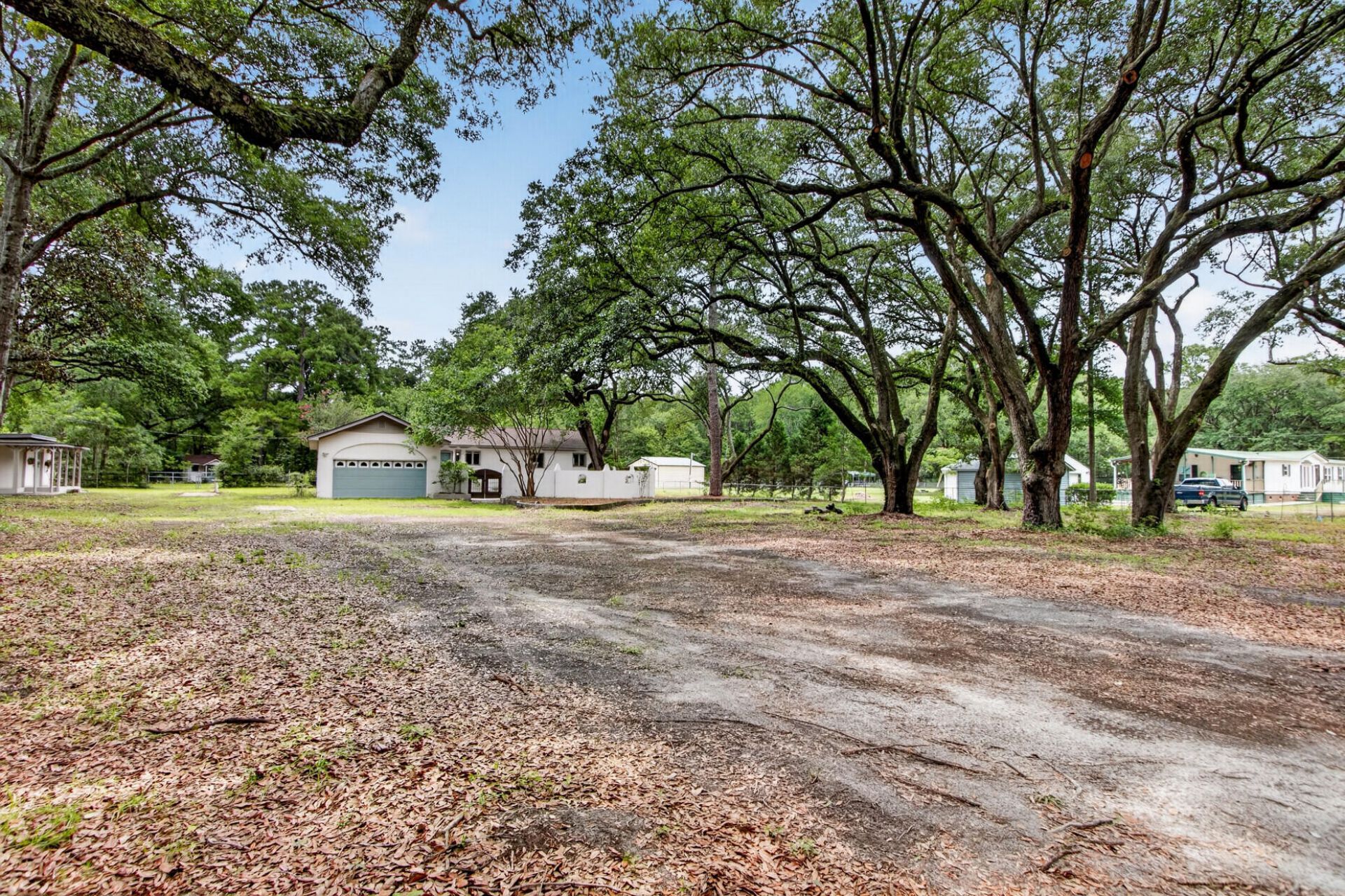 4488 Highway 162 Photo 32