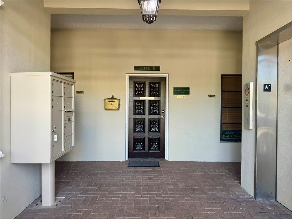 3003 Cardinal Drive, Unit B, Vero Beach, FL 32963 Photo