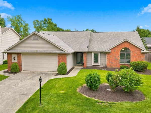 8711 Sandpiper Court, Fort Wayne, IN 46804