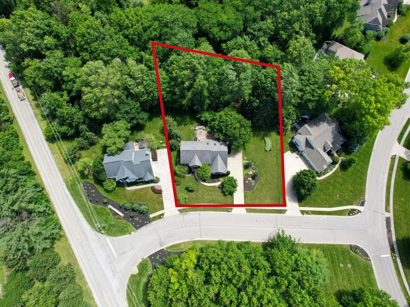 5187 Medallion Drive E, Westerville, OH 43082 Photo 10