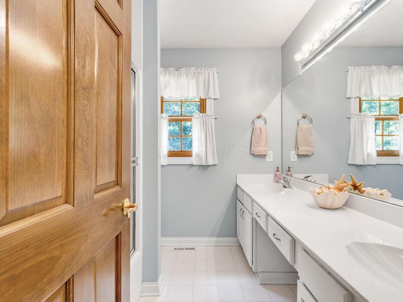 5187 Medallion Drive E, Westerville, OH 43082 Photo 62