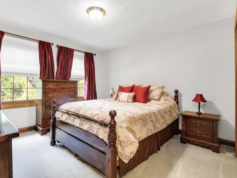 5187 Medallion Drive E, Westerville, OH 43082 Photo 68