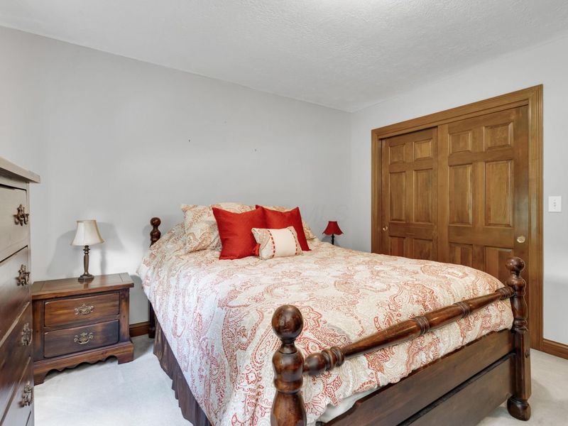 5187 Medallion Drive E, Westerville, OH 43082 Photo 70