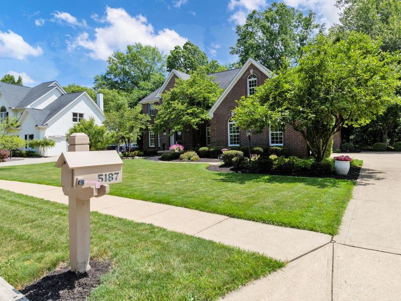 5187 Medallion Drive E, Westerville, OH 43082 Photo 9