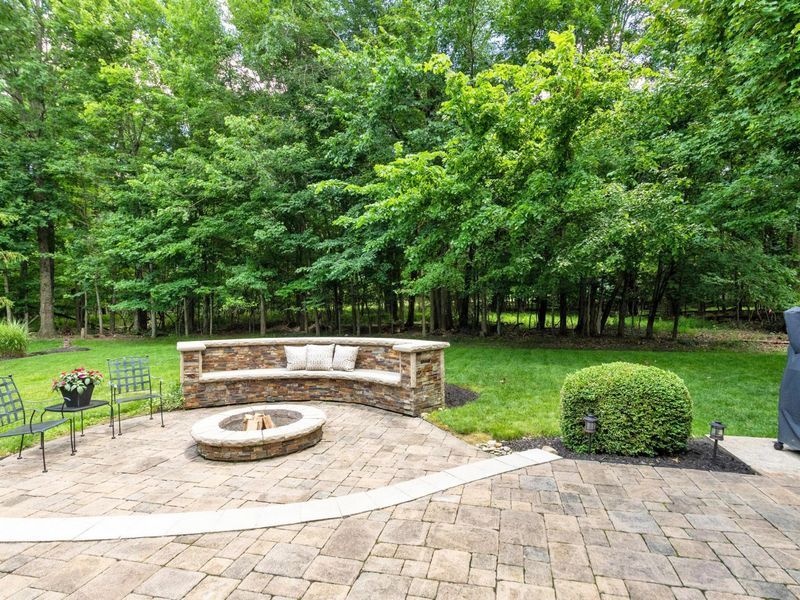 5187 Medallion Drive E, Westerville, OH 43082 Photo 94