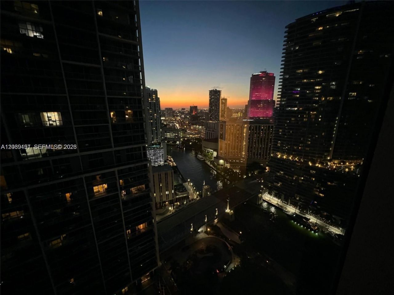 475 Brickell Ave, Unit 3113, Miami, FL 33131 Photo