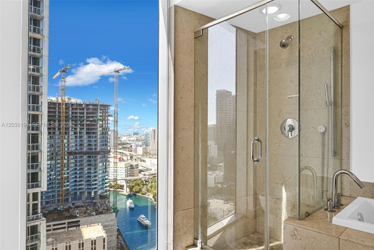 475 Brickell Ave, Unit 3113, Miami, FL 33131 Photo
