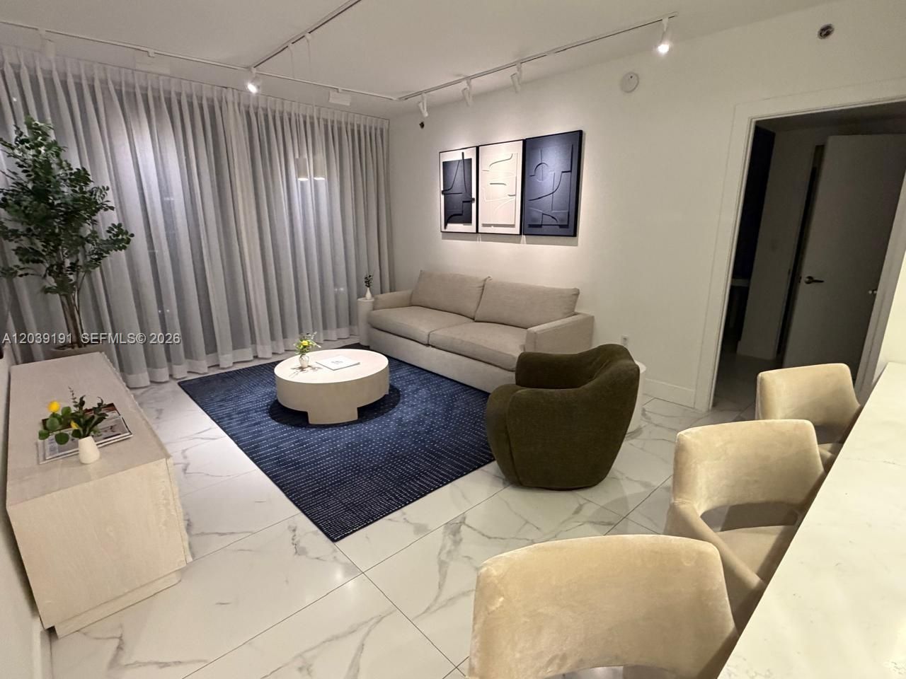 475 Brickell Ave, Unit 3113, Miami, FL 33131 Photo