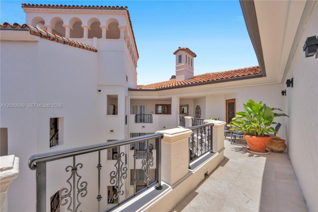 2244 Fisher Island Dr , Unit 3404, Miami Beach, FL 33109 Photo