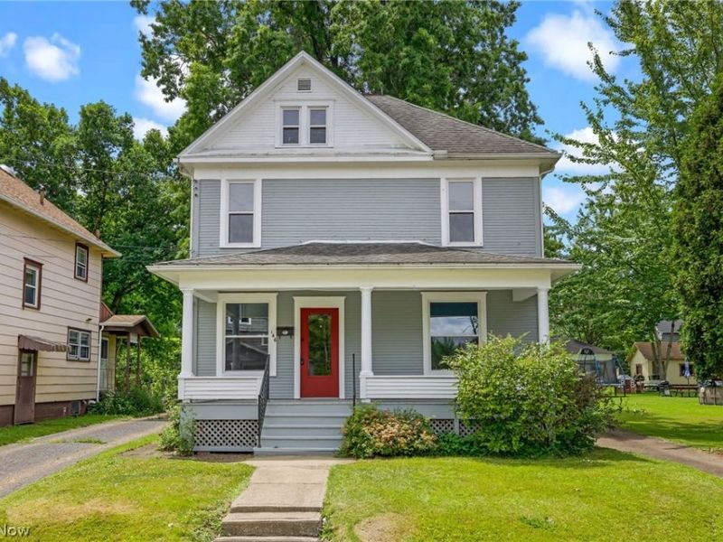 146 W Harrison Street, Alliance, OH 44601 Photo 2