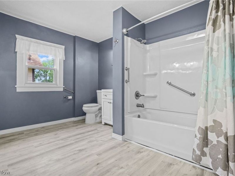 146 W Harrison Street, Alliance, OH 44601 Photo 27